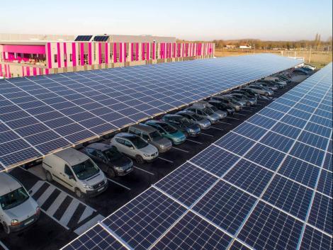 La SNCF investit 1 milliard d'euros dans l'énergie solaire