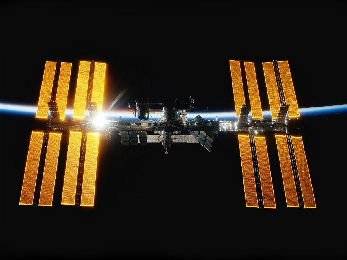 Thales Alenia Space et Exploration Company équiperont l'ISS