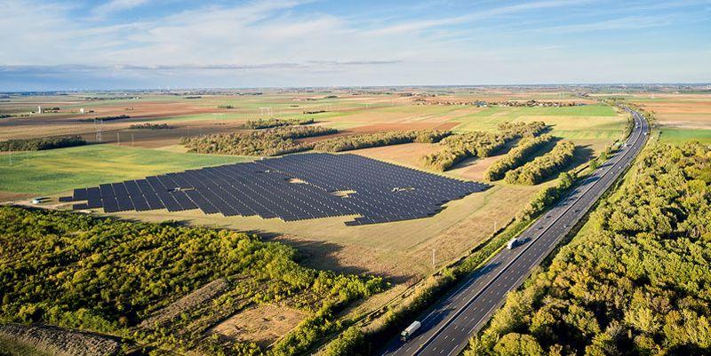 VINCI Autoroutes : 200 centrales solaires sur autoroutes