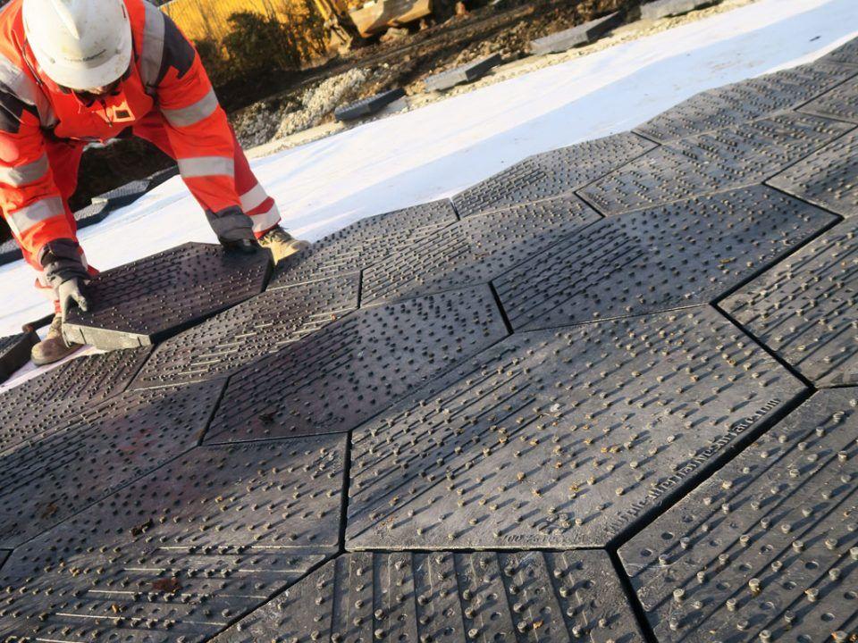 Purple Alternative Surface boucle un tour de table de 8 millions d'euros avec l'entrée de Suez au capital