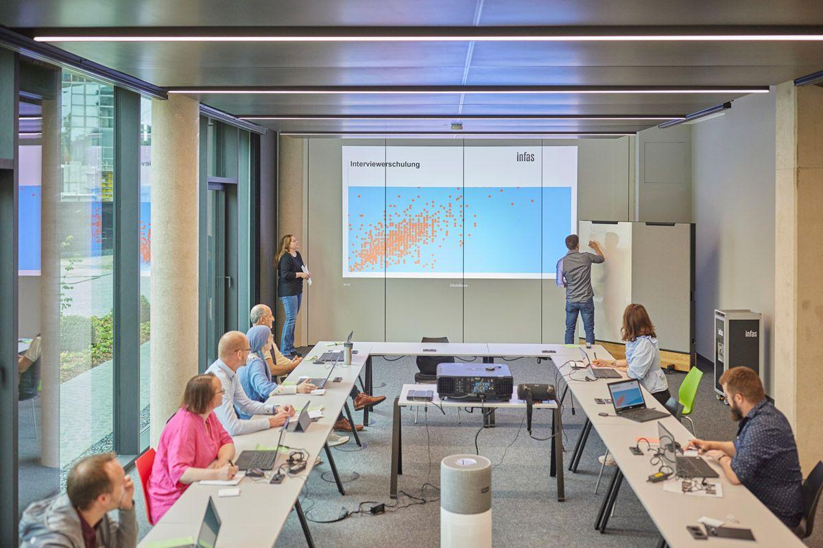 Ipsos lance une OPA amicale sur Infas Holding AG, acteur clé des études sociales en Allemagne