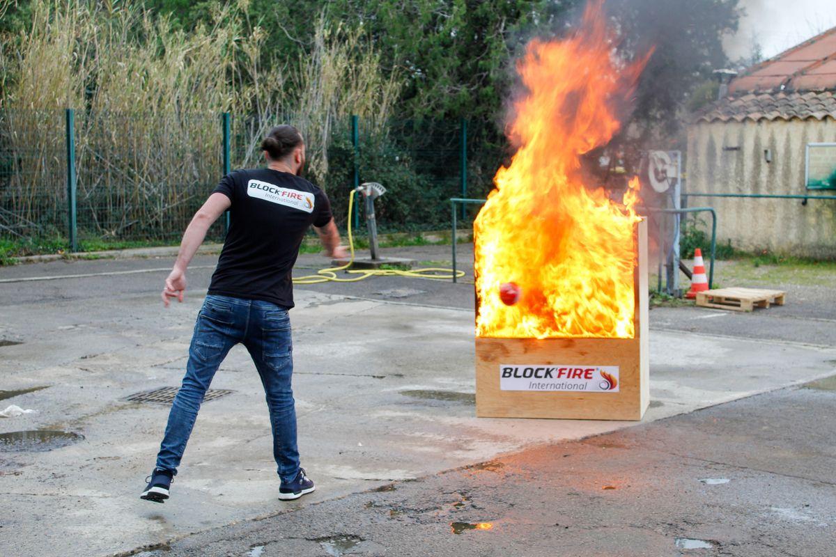 QVEMA : Block’Fire, la bombe qui éteint les flammes, reçoit le soutien de Kelly Massol, d’Anthony Bourbon et d’Alice Lhabouz