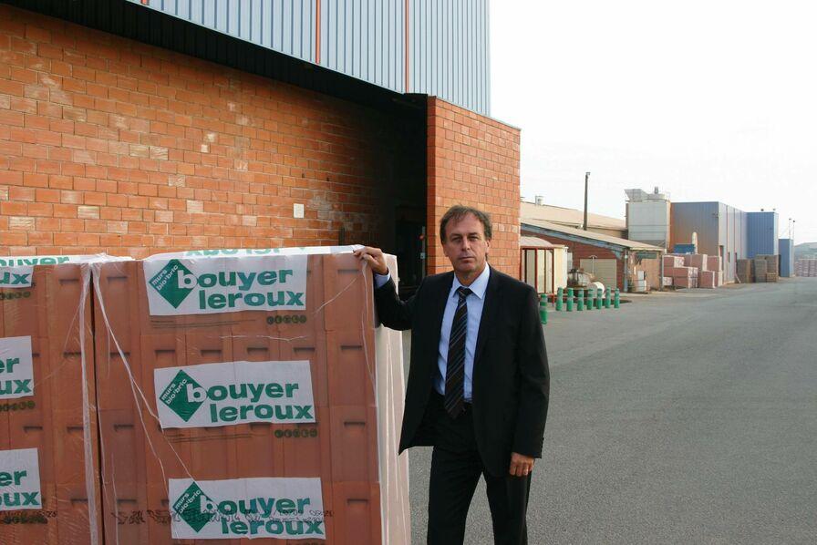 Bouyer Leroux, leader français de la brique et des fermetures pour l’habitat, renforce sa position avec l’acquisition d’Ortevol