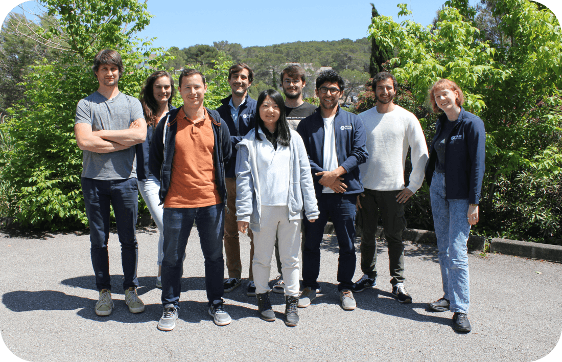 EssilorLuxottica rachète les lunettes auditives Pulse Audition