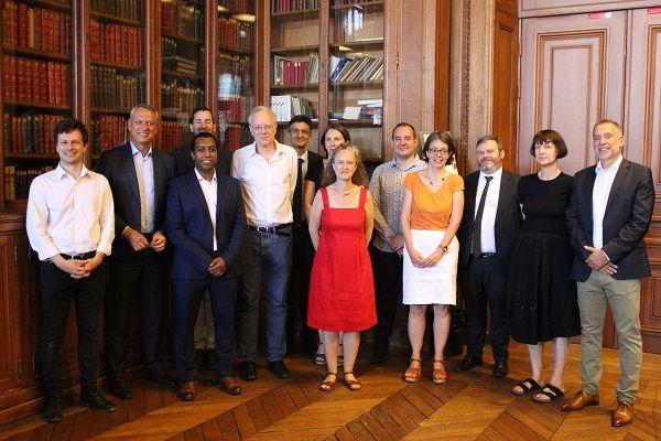 La Ville de Paris et Saint-Gobain s’associent pour le recyclage des fenêtres et des plaques de plâtre