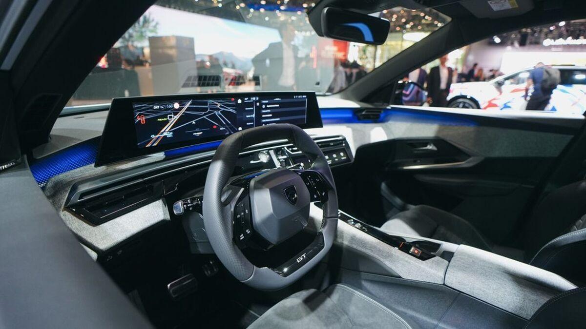 Stellantis et Mistral AI renforcent leur alliance pour accélérer l’adoption de l’IA